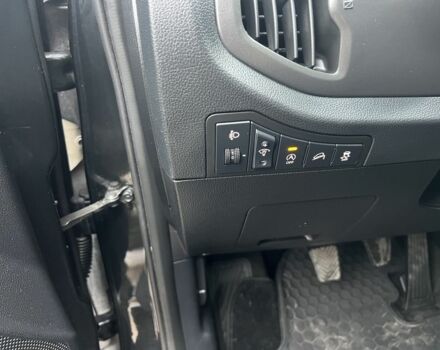 Черный Киа Sportage, объемом двигателя 1.6 л и пробегом 185 тыс. км за 11700 $, фото 19 на Automoto.ua