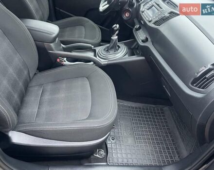 Чорний Кіа Sportage, об'ємом двигуна 1.69 л та пробігом 99 тис. км за 13600 $, фото 21 на Automoto.ua