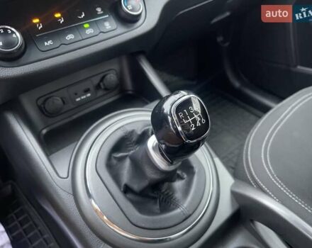 Чорний Кіа Sportage, об'ємом двигуна 1.69 л та пробігом 99 тис. км за 13600 $, фото 12 на Automoto.ua