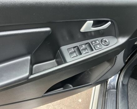 Черный Киа Sportage, объемом двигателя 1.6 л и пробегом 185 тыс. км за 11700 $, фото 20 на Automoto.ua