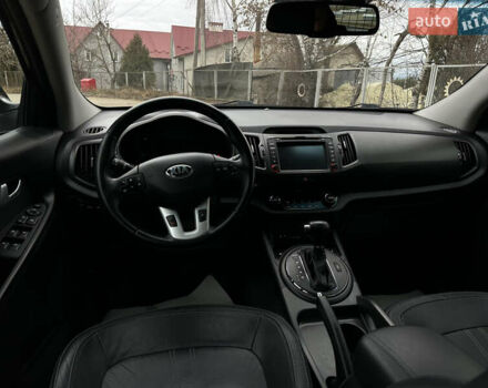 Чорний Кіа Sportage, об'ємом двигуна 2 л та пробігом 225 тис. км за 14500 $, фото 27 на Automoto.ua