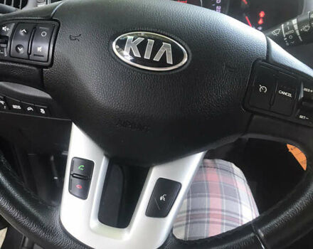 Чорний Кіа Sportage, об'ємом двигуна 0 л та пробігом 243 тис. км за 14700 $, фото 11 на Automoto.ua