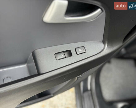 Черный Киа Sportage, объемом двигателя 2 л и пробегом 197 тыс. км за 15499 $, фото 20 на Automoto.ua