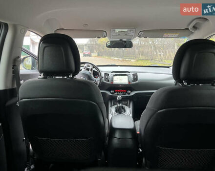 Черный Киа Sportage, объемом двигателя 1.6 л и пробегом 185 тыс. км за 11900 $, фото 17 на Automoto.ua