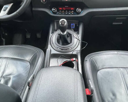 Черный Киа Sportage, объемом двигателя 1.6 л и пробегом 198 тыс. км за 12600 $, фото 15 на Automoto.ua