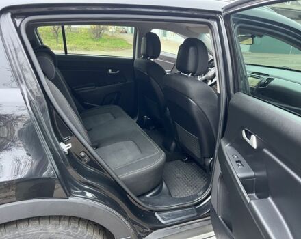 Черный Киа Sportage, объемом двигателя 1.6 л и пробегом 185 тыс. км за 11700 $, фото 22 на Automoto.ua