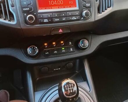 Чорний Кіа Sportage, об'ємом двигуна 1.69 л та пробігом 281 тис. км за 10700 $, фото 3 на Automoto.ua