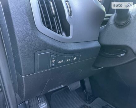 Черный Киа Sportage, объемом двигателя 2.4 л и пробегом 110 тыс. км за 12750 $, фото 4 на Automoto.ua
