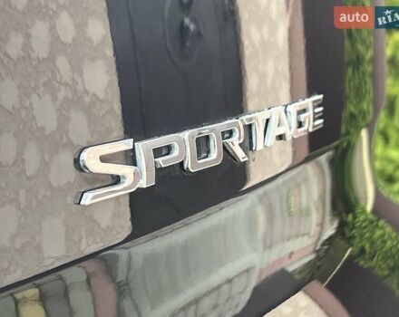 Чорний Кіа Sportage, об'ємом двигуна 0 л та пробігом 197 тис. км за 14950 $, фото 34 на Automoto.ua