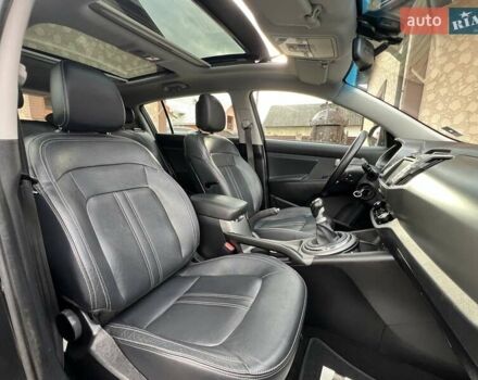 Чорний Кіа Sportage, об'ємом двигуна 0 л та пробігом 197 тис. км за 14950 $, фото 104 на Automoto.ua