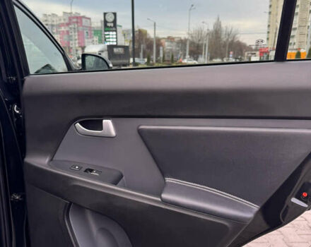 Черный Киа Sportage, объемом двигателя 2 л и пробегом 187 тыс. км за 17499 $, фото 39 на Automoto.ua