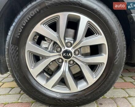 Чорний Кіа Sportage, об'ємом двигуна 0 л та пробігом 197 тис. км за 14950 $, фото 109 на Automoto.ua