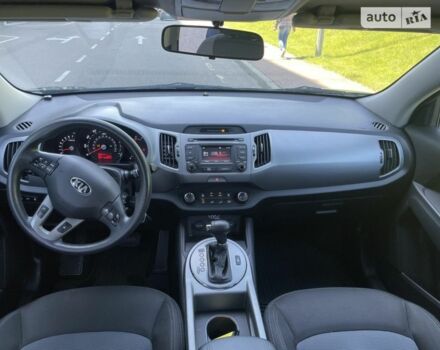 Черный Киа Sportage, объемом двигателя 2.4 л и пробегом 110 тыс. км за 12750 $, фото 2 на Automoto.ua