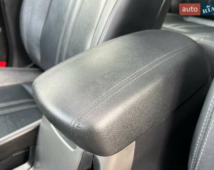 Чорний Кіа Sportage, об'ємом двигуна 0 л та пробігом 197 тис. км за 14950 $, фото 82 на Automoto.ua