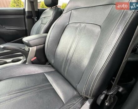 Чорний Кіа Sportage, об'ємом двигуна 0 л та пробігом 197 тис. км за 14950 $, фото 74 на Automoto.ua