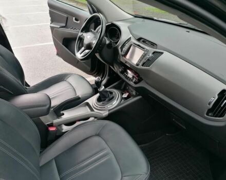 Черный Киа Sportage, объемом двигателя 2 л и пробегом 137 тыс. км за 8500 $, фото 9 на Automoto.ua