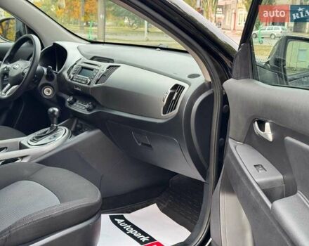 Черный Киа Sportage, объемом двигателя 2.4 л и пробегом 117 тыс. км за 12690 $, фото 14 на Automoto.ua