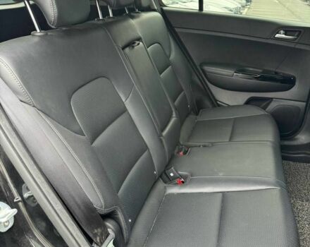 Черный Киа Sportage, объемом двигателя 2 л и пробегом 196 тыс. км за 15699 $, фото 8 на Automoto.ua