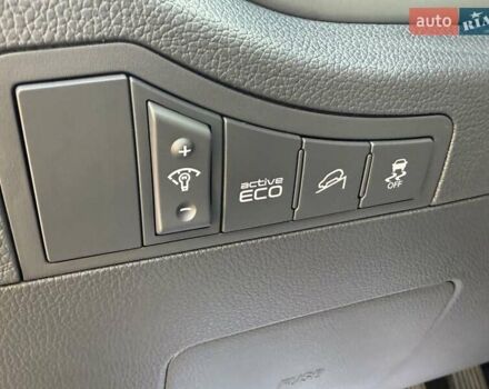 Чорний Кіа Sportage, об'ємом двигуна 2 л та пробігом 147 тис. км за 16900 $, фото 43 на Automoto.ua