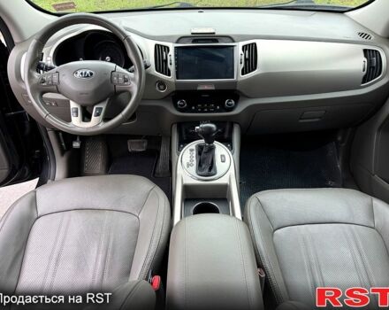 Чорний Кіа Sportage, об'ємом двигуна 2.4 л та пробігом 180 тис. км за 12950 $, фото 12 на Automoto.ua