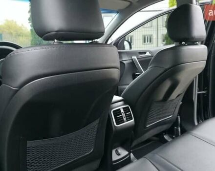 Черный Киа Sportage, объемом двигателя 2 л и пробегом 197 тыс. км за 18400 $, фото 65 на Automoto.ua