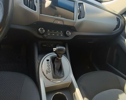 Черный Киа Sportage, объемом двигателя 2.4 л и пробегом 300 тыс. км за 12500 $, фото 7 на Automoto.ua