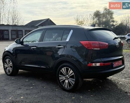 Чорний Кіа Sportage, об'ємом двигуна 2 л та пробігом 147 тис. км за 16900 $, фото 8 на Automoto.ua