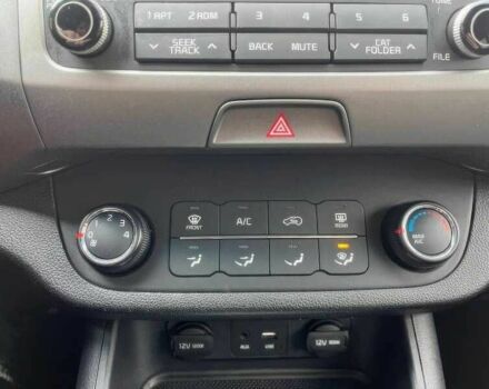 Чорний Кіа Sportage, об'ємом двигуна 2.4 л та пробігом 129 тис. км за 7500 $, фото 10 на Automoto.ua