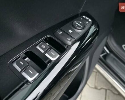 Черный Киа Sportage, объемом двигателя 2 л и пробегом 197 тыс. км за 18400 $, фото 73 на Automoto.ua