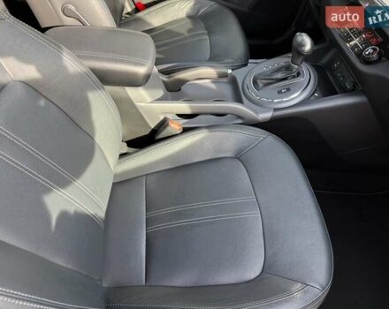 Чорний Кіа Sportage, об'ємом двигуна 2 л та пробігом 147 тис. км за 16900 $, фото 37 на Automoto.ua