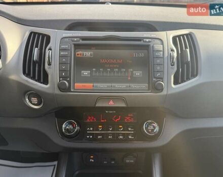 Чорний Кіа Sportage, об'ємом двигуна 2 л та пробігом 147 тис. км за 16900 $, фото 24 на Automoto.ua