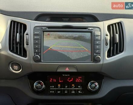 Чорний Кіа Sportage, об'ємом двигуна 2 л та пробігом 147 тис. км за 16900 $, фото 17 на Automoto.ua