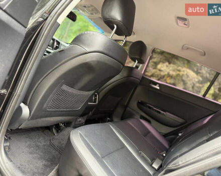 Черный Киа Sportage, объемом двигателя 2 л и пробегом 194 тыс. км за 17700 $, фото 30 на Automoto.ua