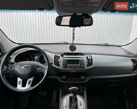 Черный Киа Sportage, объемом двигателя 2 л и пробегом 305 тыс. км за 14500 $, фото 5 на Automoto.ua