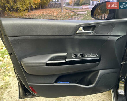 Черный Киа Sportage, объемом двигателя 2 л и пробегом 187 тыс. км за 19900 $, фото 18 на Automoto.ua