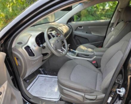 Чорний Кіа Sportage, об'ємом двигуна 2.4 л та пробігом 77 тис. км за 9700 $, фото 7 на Automoto.ua