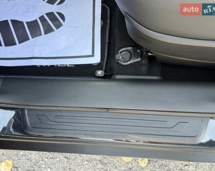 Чорний Кіа Sportage, об'ємом двигуна 2 л та пробігом 147 тис. км за 16900 $, фото 42 на Automoto.ua