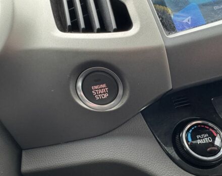 Черный Киа Sportage, объемом двигателя 2.4 л и пробегом 180 тыс. км за 309 $, фото 10 на Automoto.ua