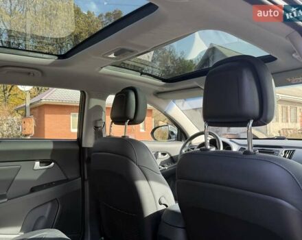 Чорний Кіа Sportage, об'ємом двигуна 2 л та пробігом 147 тис. км за 16900 $, фото 50 на Automoto.ua