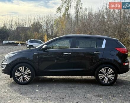 Чорний Кіа Sportage, об'ємом двигуна 2 л та пробігом 147 тис. км за 16900 $, фото 7 на Automoto.ua
