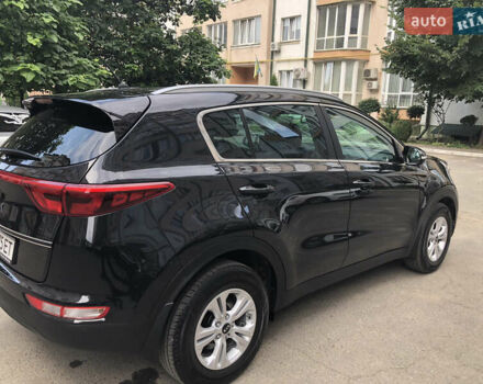 Чорний Кіа Sportage, об'ємом двигуна 2 л та пробігом 39 тис. км за 17800 $, фото 8 на Automoto.ua