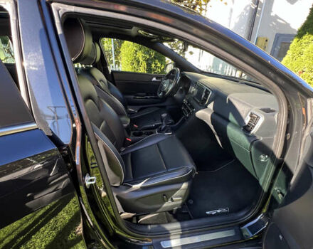 Черный Киа Sportage, объемом двигателя 2 л и пробегом 141 тыс. км за 18000 $, фото 14 на Automoto.ua