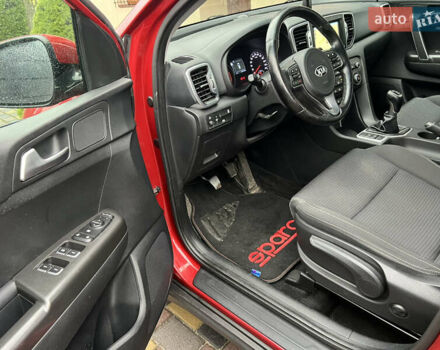 Черный Киа Sportage, объемом двигателя 1.7 л и пробегом 230 тыс. км за 15800 $, фото 47 на Automoto.ua