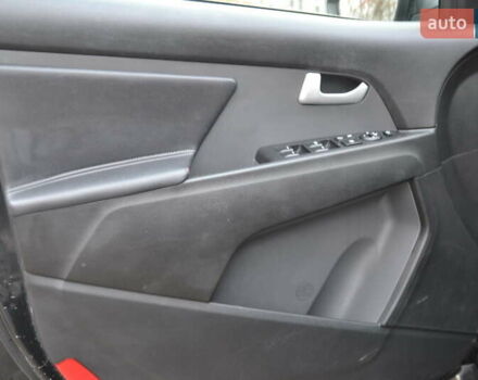 Черный Киа Sportage, объемом двигателя 1.7 л и пробегом 162 тыс. км за 14800 $, фото 16 на Automoto.ua