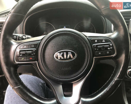Чорний Кіа Sportage, об'ємом двигуна 2 л та пробігом 39 тис. км за 17800 $, фото 78 на Automoto.ua