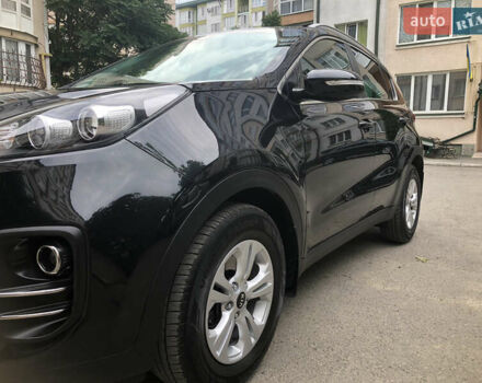 Чорний Кіа Sportage, об'ємом двигуна 2 л та пробігом 39 тис. км за 17800 $, фото 17 на Automoto.ua