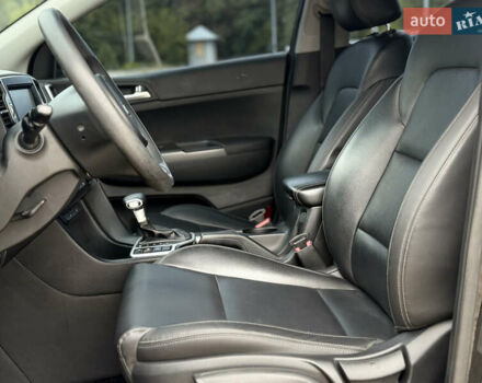 Черный Киа Sportage, объемом двигателя 1.69 л и пробегом 282 тыс. км за 14999 $, фото 20 на Automoto.ua