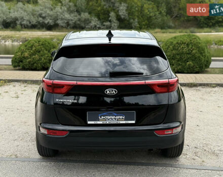 Черный Киа Sportage, объемом двигателя 1.69 л и пробегом 282 тыс. км за 14999 $, фото 10 на Automoto.ua