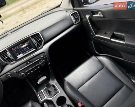 Черный Киа Sportage, объемом двигателя 1.69 л и пробегом 282 тыс. км за 14999 $, фото 24 на Automoto.ua
