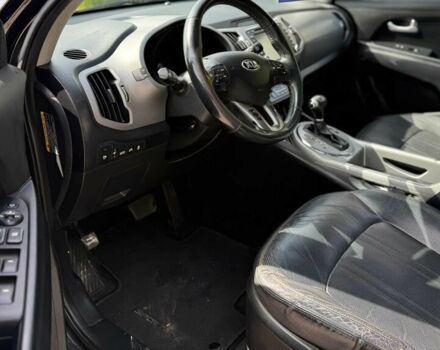 Чорний Кіа Sportage, об'ємом двигуна 2.4 л та пробігом 76 тис. км за 7000 $, фото 9 на Automoto.ua